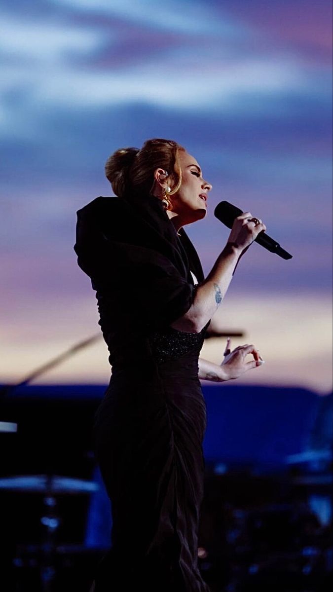 675x1200 Adele Wallpaper 2021