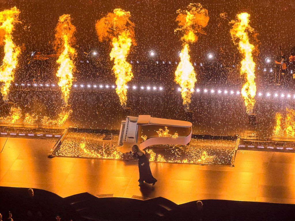 1024x768 Adele Returns For Amazing Las Vegas Residency