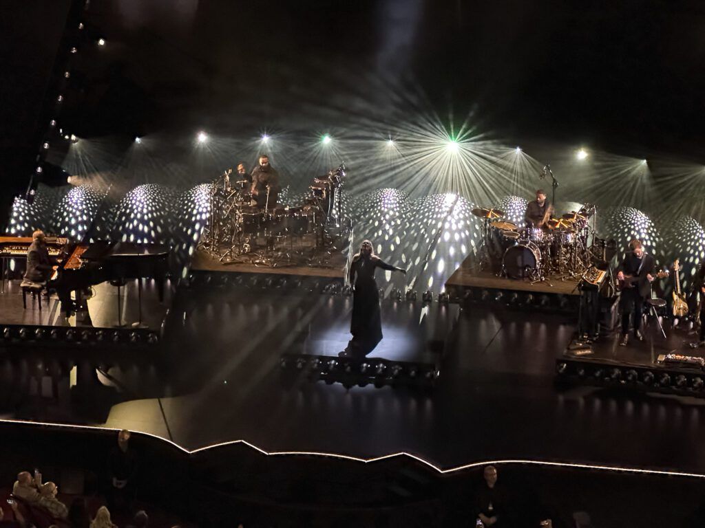 1024x768 Adele Returns For Amazing Las Vegas Residency