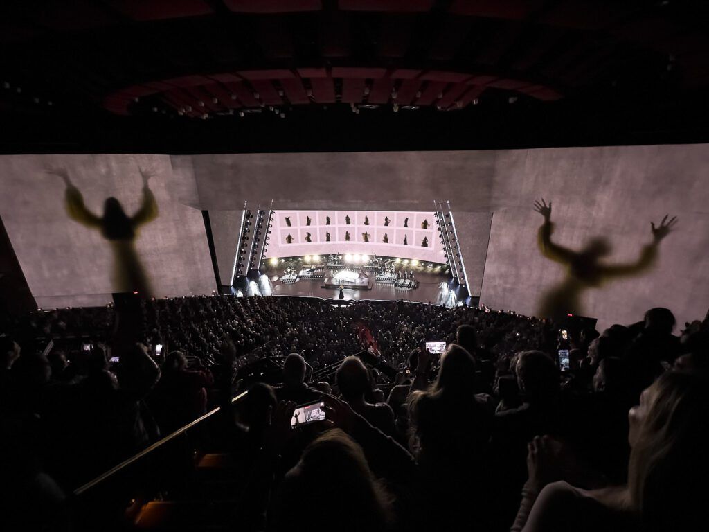 1024x768 Adele Returns For Amazing Las Vegas Residency