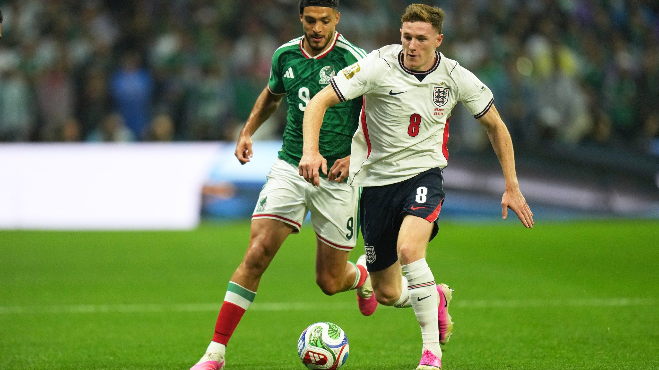 2560x1440 Man City signs England international Elliot Anderson for $155M