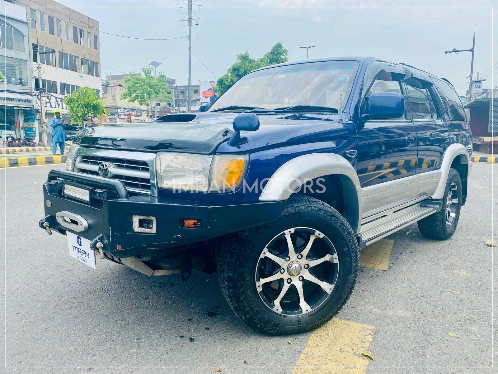 1600x1200 Toyota Hilux Surf 3.0 at Imran Motors