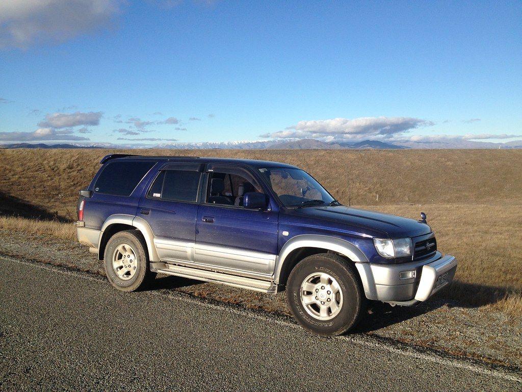 1024x768 Toyota Hilux Surf. Even older Toyota vehicles are pretty sp