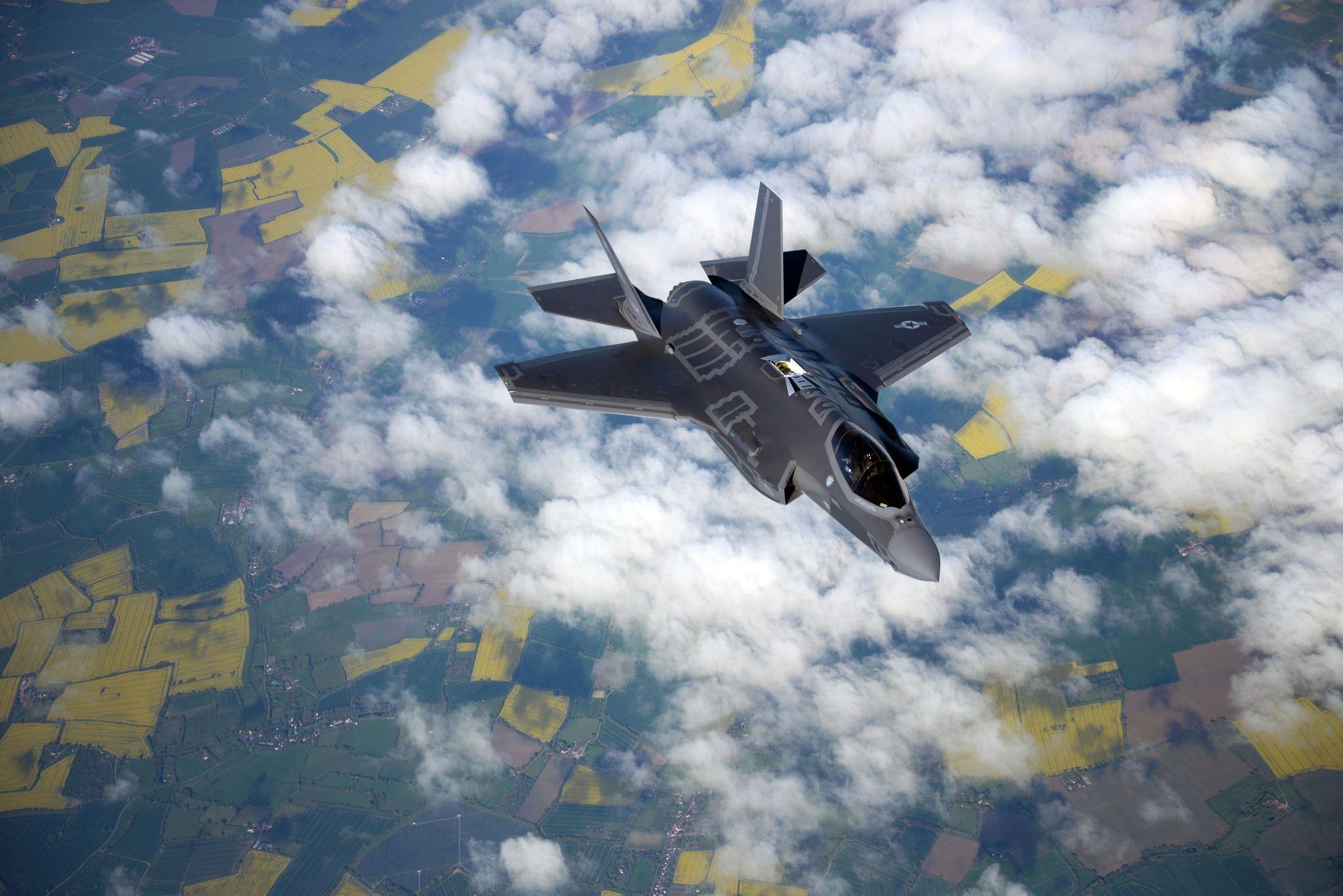 2048x1367 Aircraft Jet Fighter Lockheed Martin F 35 Lightning Ii Warplane Wallpaper:2048x1367