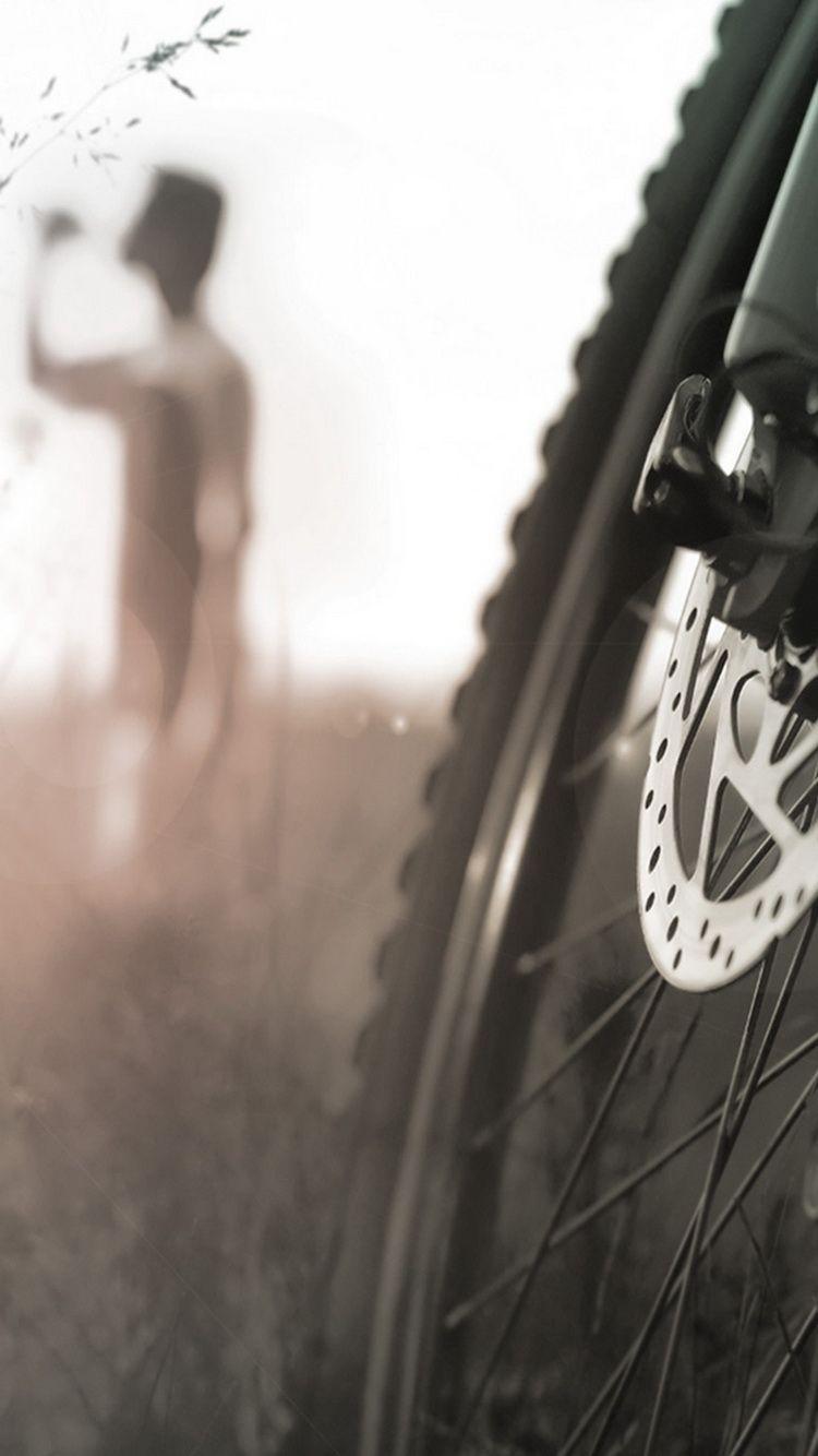 750x1334 Macro Bike Wheel iPhone 6 Wallpaper HD