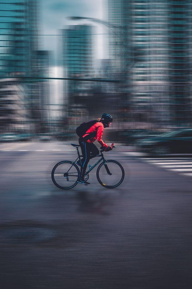 800x1200 Download Wallpaper 800x1200 Cyclist, Speed, Bicycle, Motion, Blur Iphone 4s 4 For Parallax HD Background
