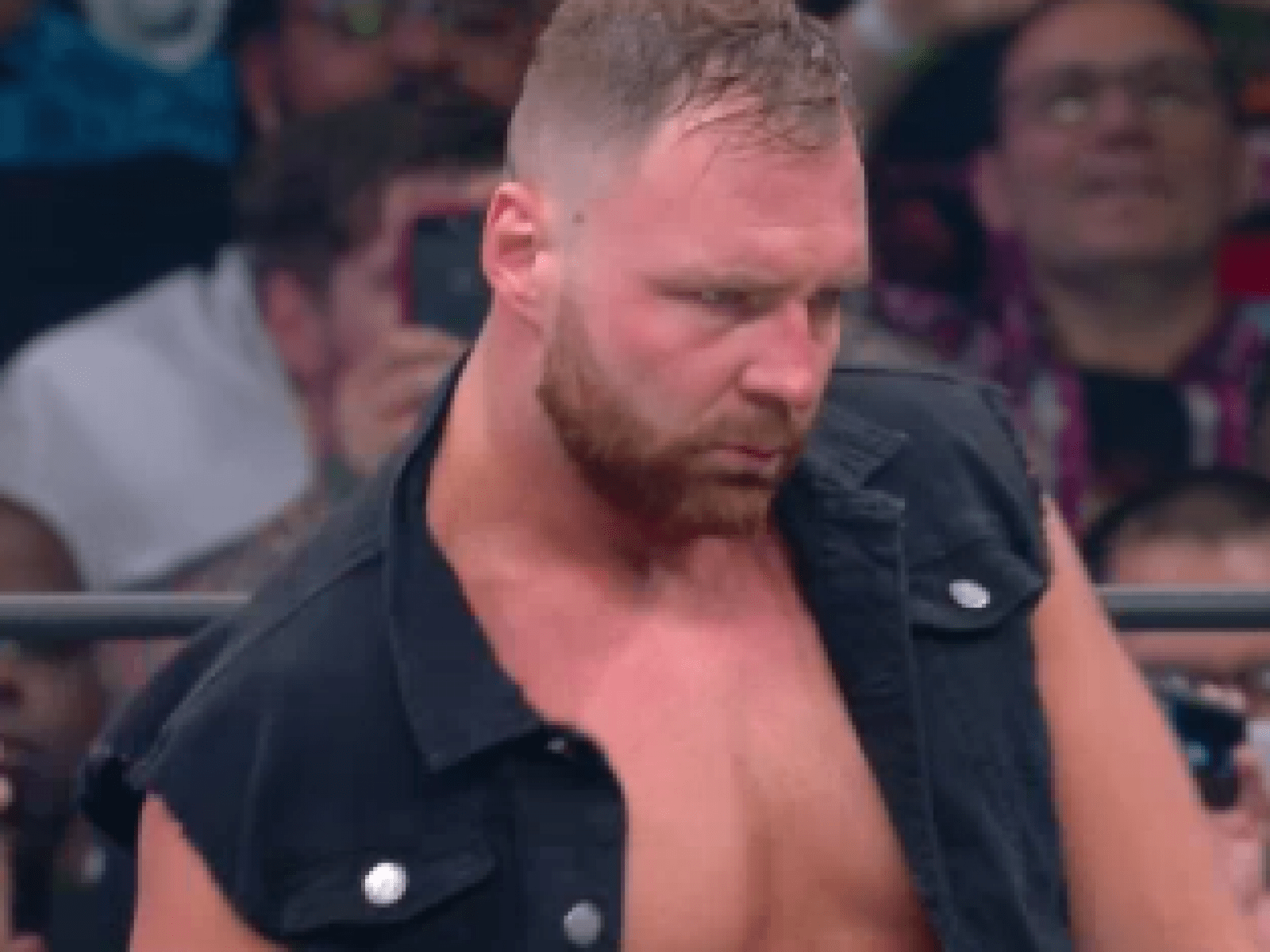 1600x1200 Jon Moxley Makes AEW Debut at Double or Nothing