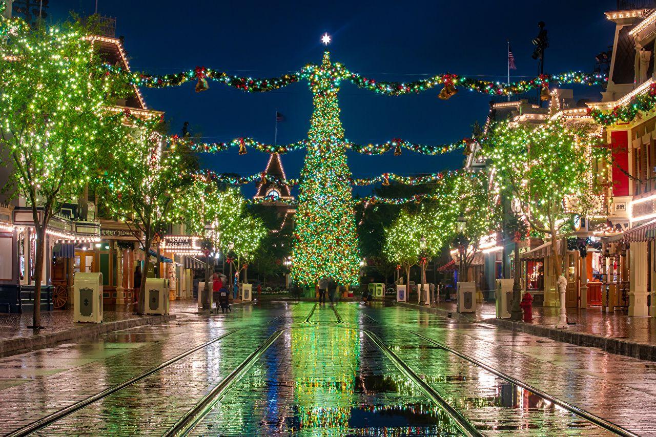1280x853 Wallpaper Anaheim California Disneyland USA Christmas Christmas tree