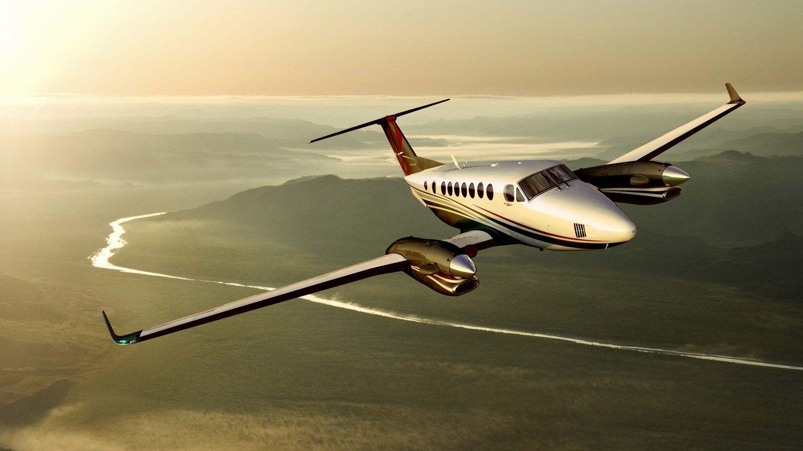 1600x900 KingAir 350i & Flugzeugkauf