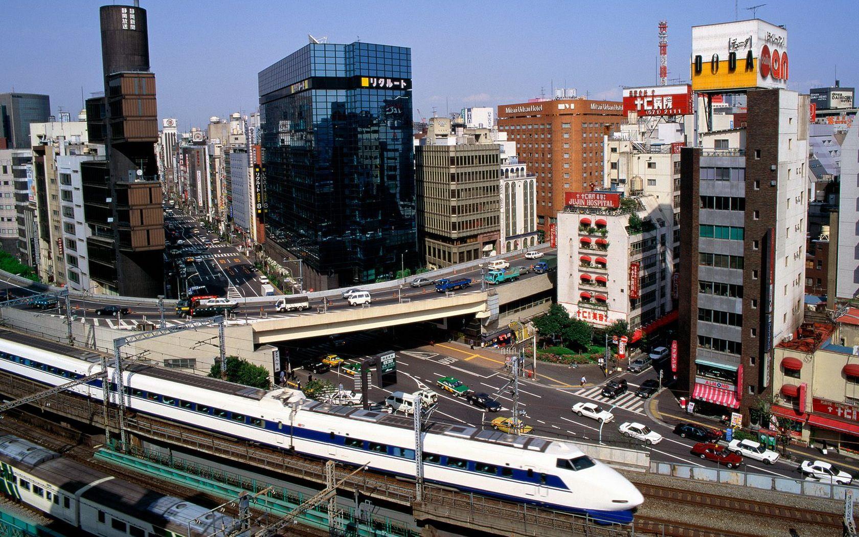 1680x1050 Japan Town Train wallpaperx1050