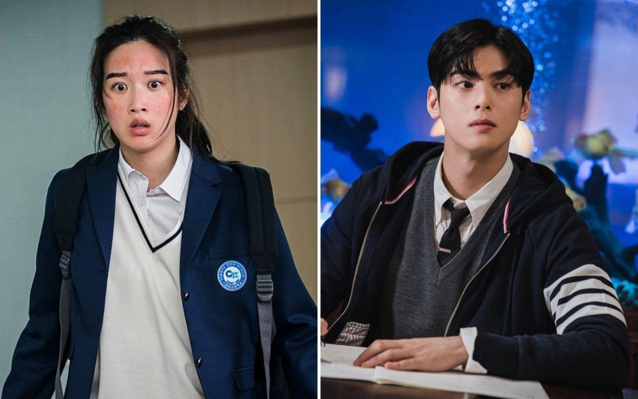 1280x800 Moon Ga Young Tegur Cha Eunwoo Usai Lihat Wajah Berjerawatnya di BTS 'True Beauty'