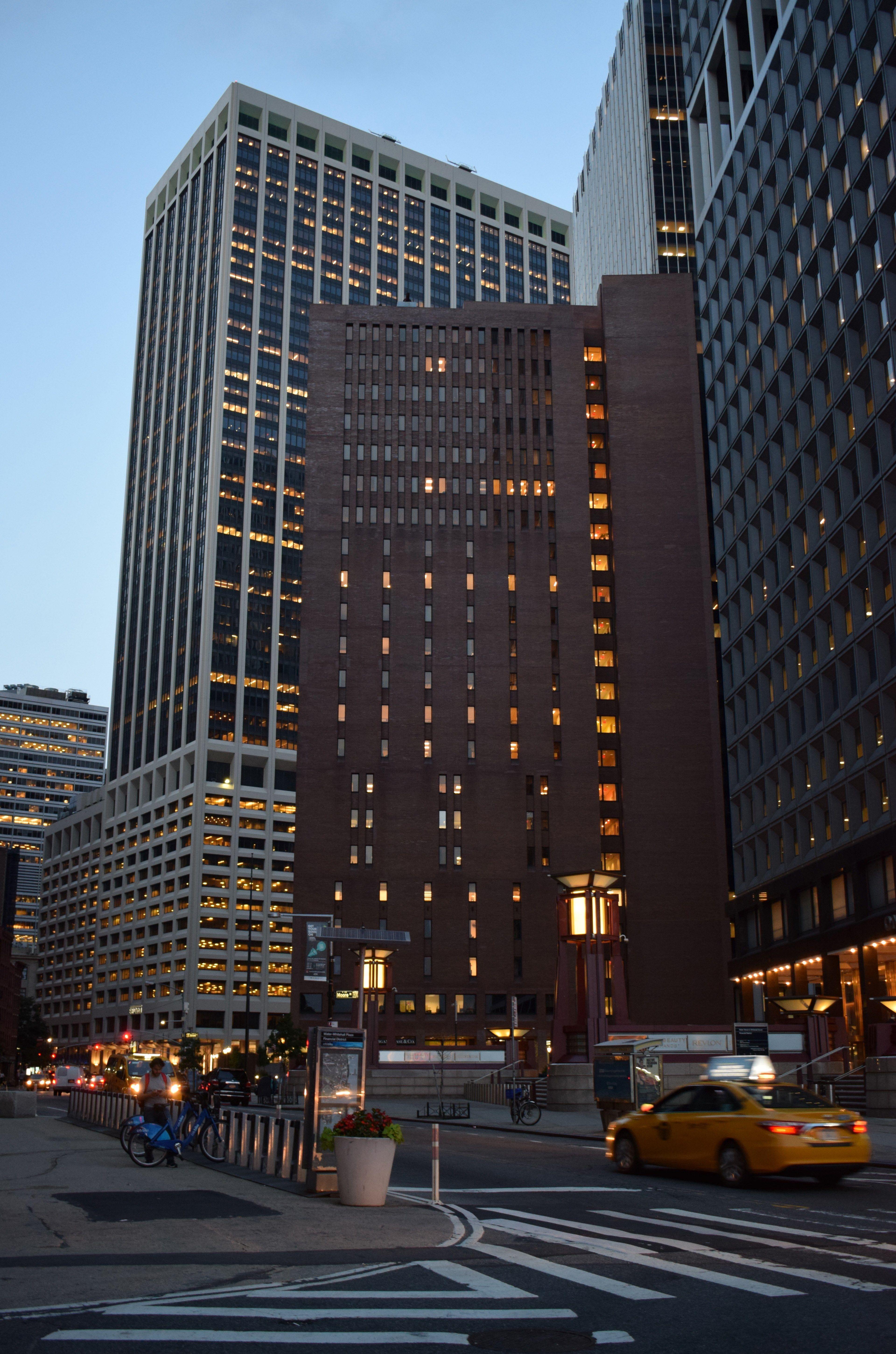 3840x5800 Wallpaper / manhattan street life urban and building HD 4k wallpaper