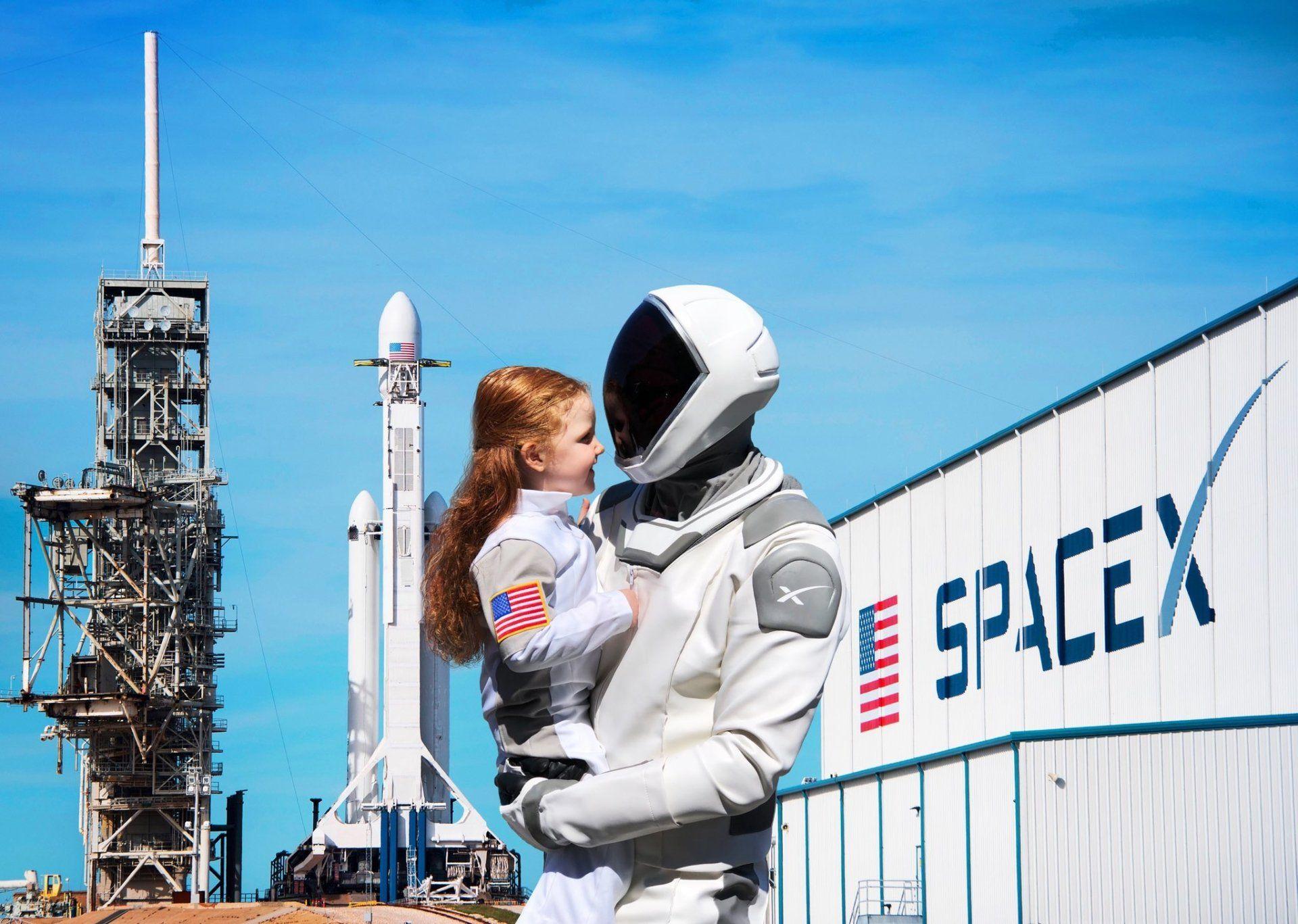 1920x1367 Space X Astronaut Wallpaper Free HD Wallpaper
