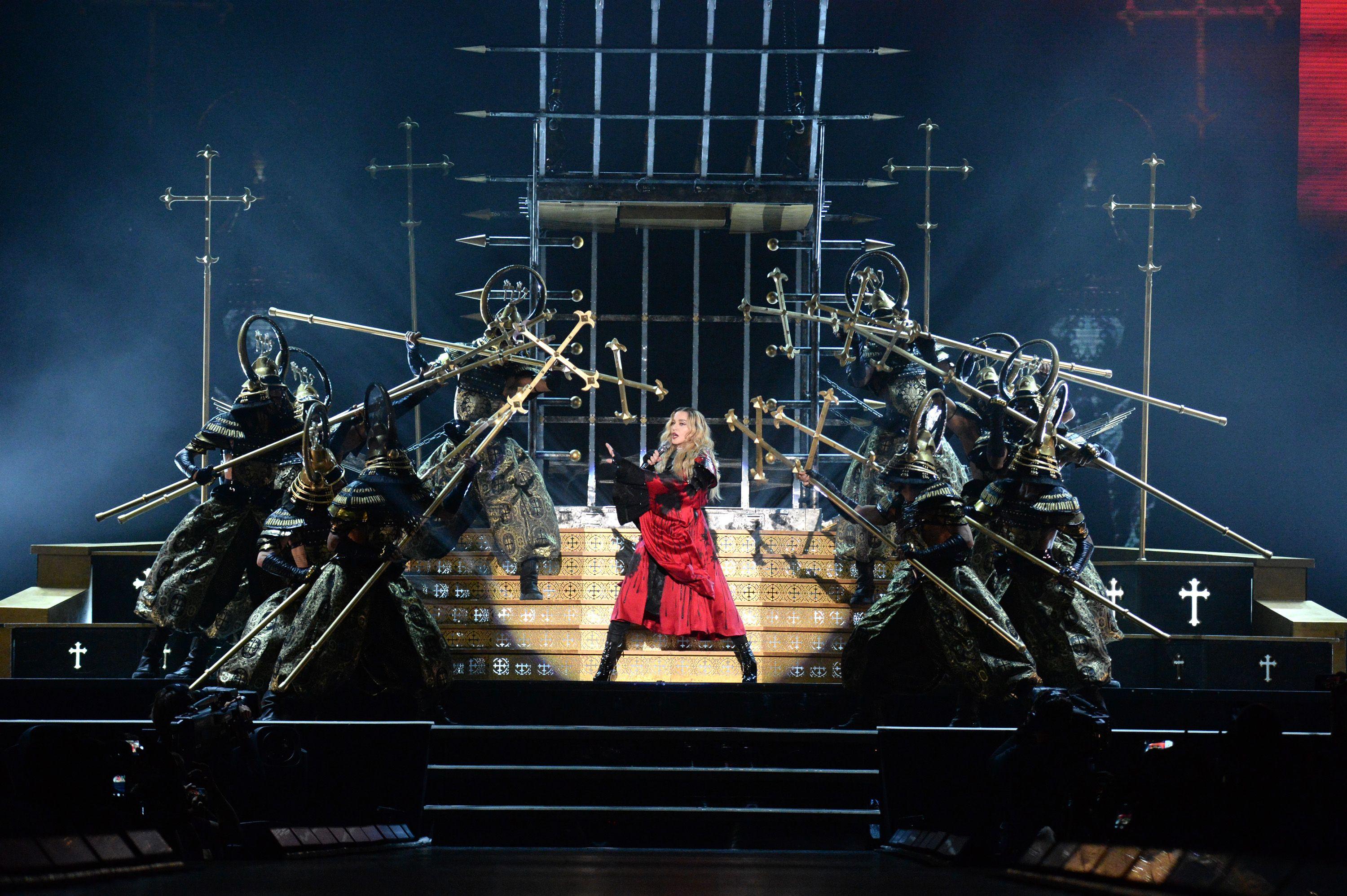 3000x1997 MADONNA CAREER RETROSPECTIVE