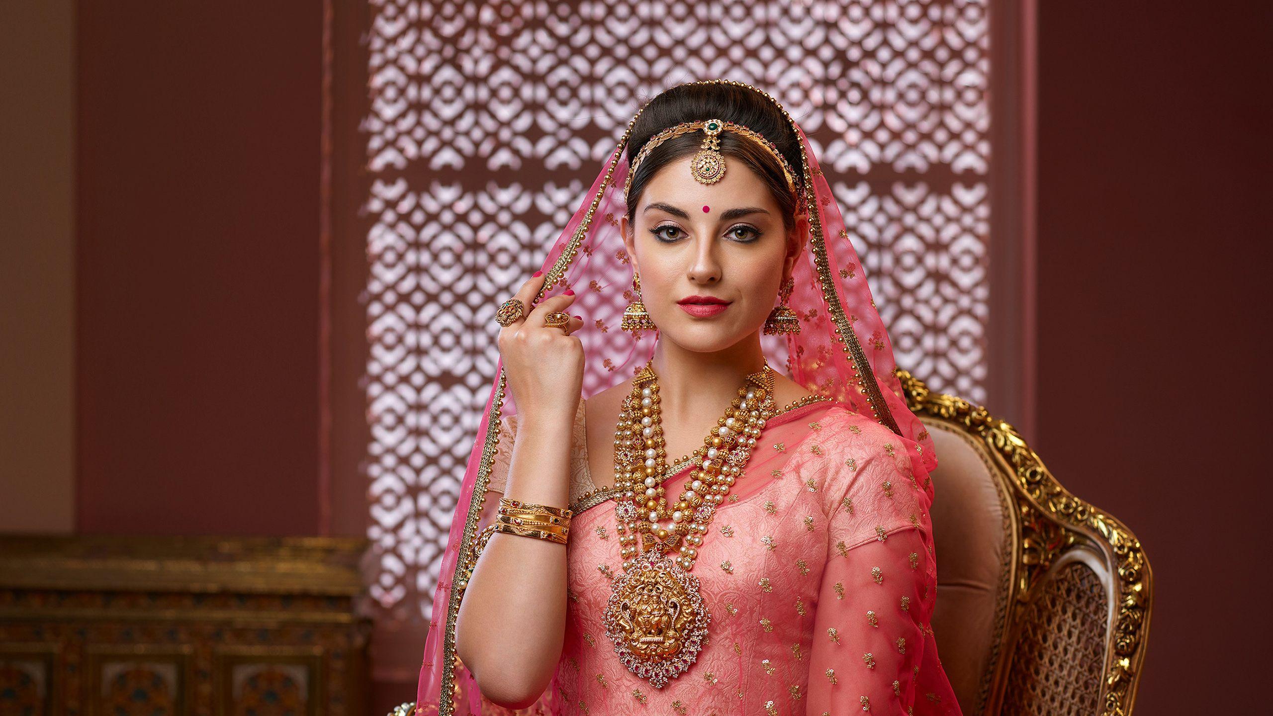 2560x1440 Beautiful Girl Model Is Wearing Peach Color Indian Traditional Dress HD Girl Wallpaper