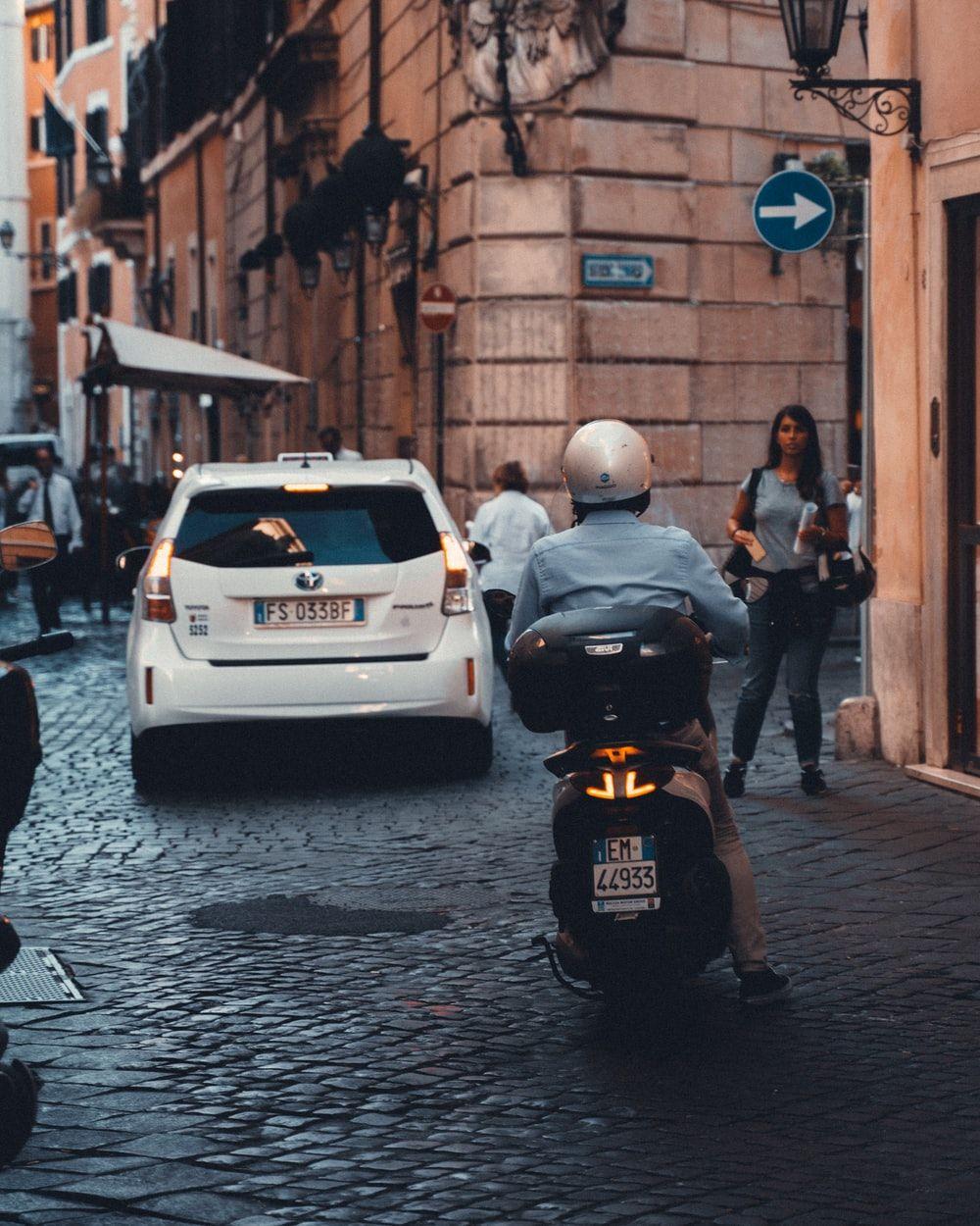 1000x1250 Rome Streets Picture. Download Free Image