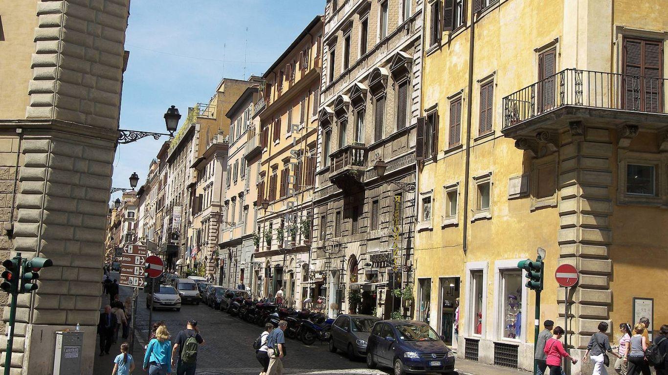 1366x768 City street in Rome, Italy Desktop wallpaper 1366x768
