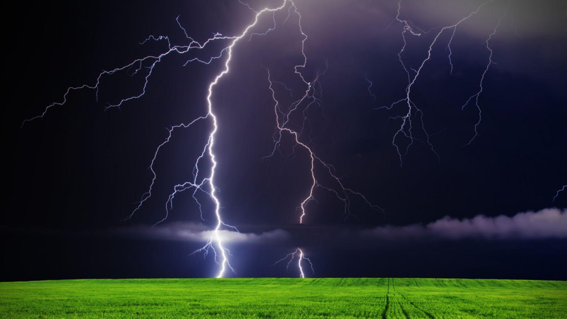 1920x1080 Lightning HD Wallpaper Background Wallpaper Storm Wallpaper Full HD