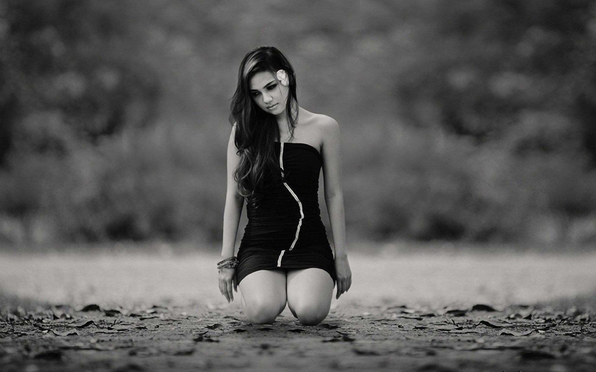 1920x1200 Beauty Girls Black & White Wallpaper Image Photo #euob1q5o