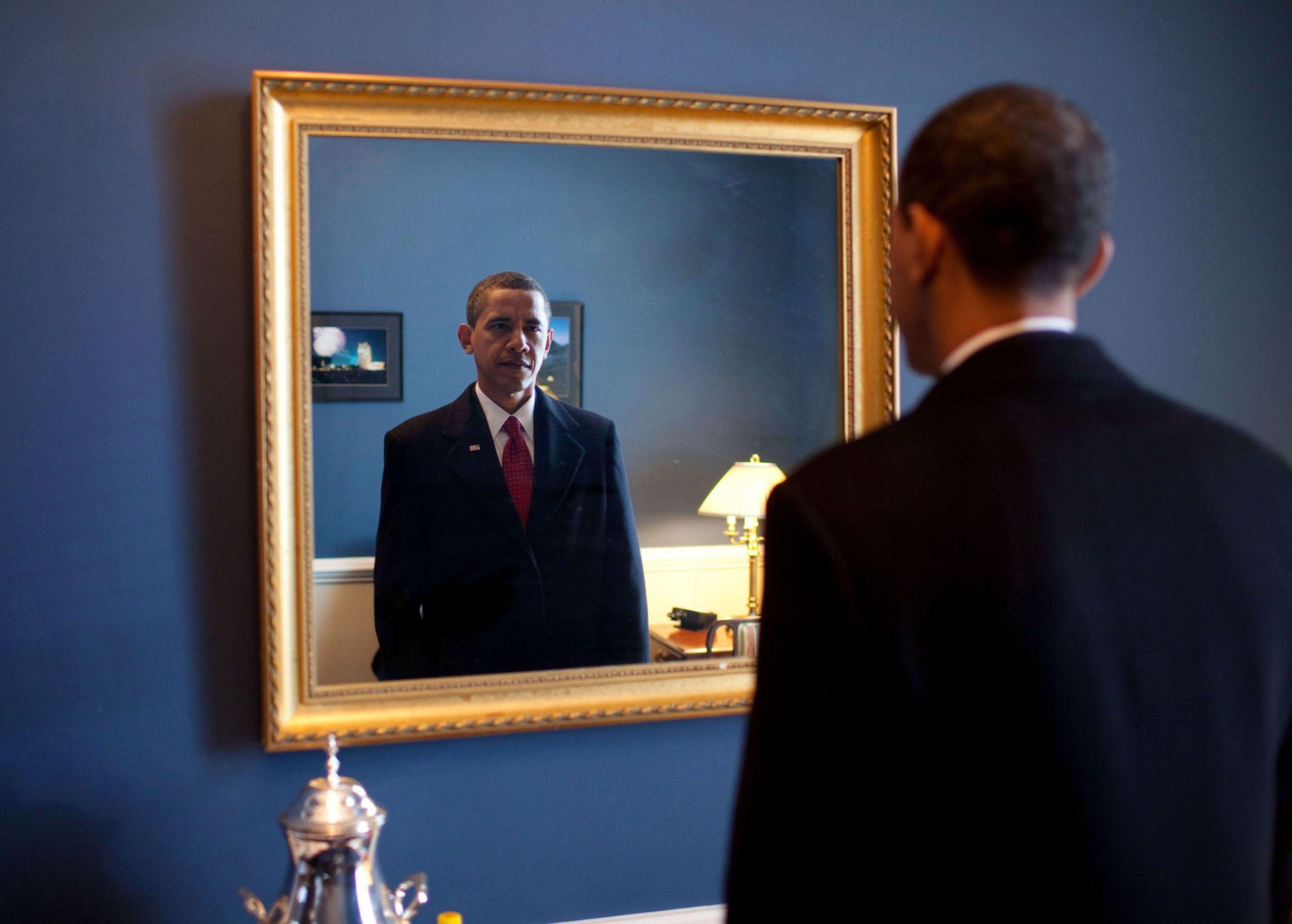 2560x1831 President Obama: The 122 Photo We Loved