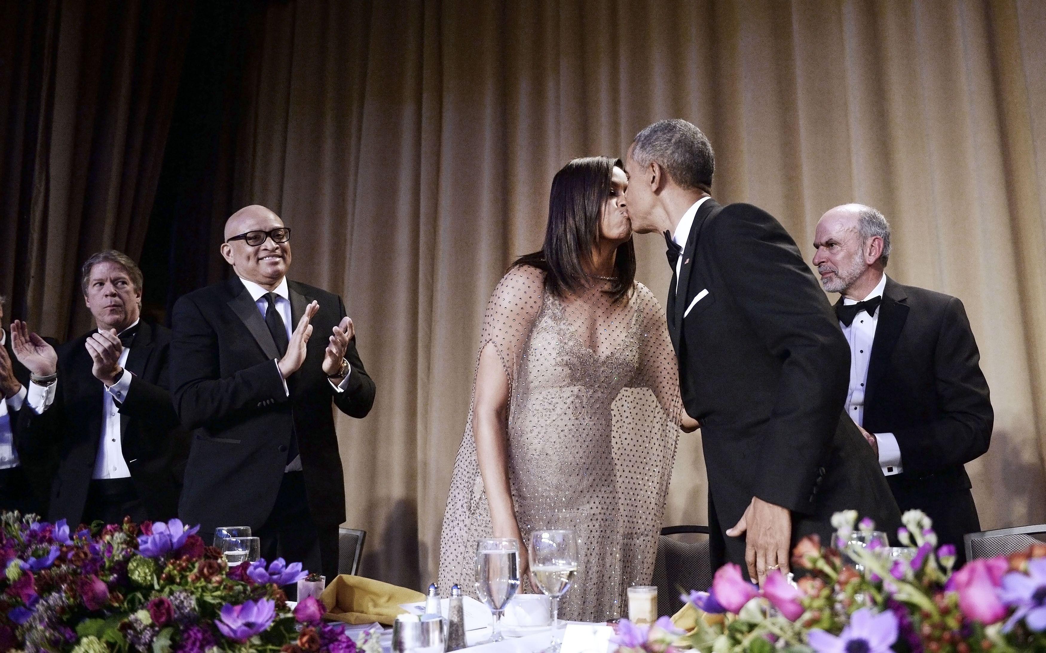 3500x2185 Best Michelle and Barack Obama Photo Love Story