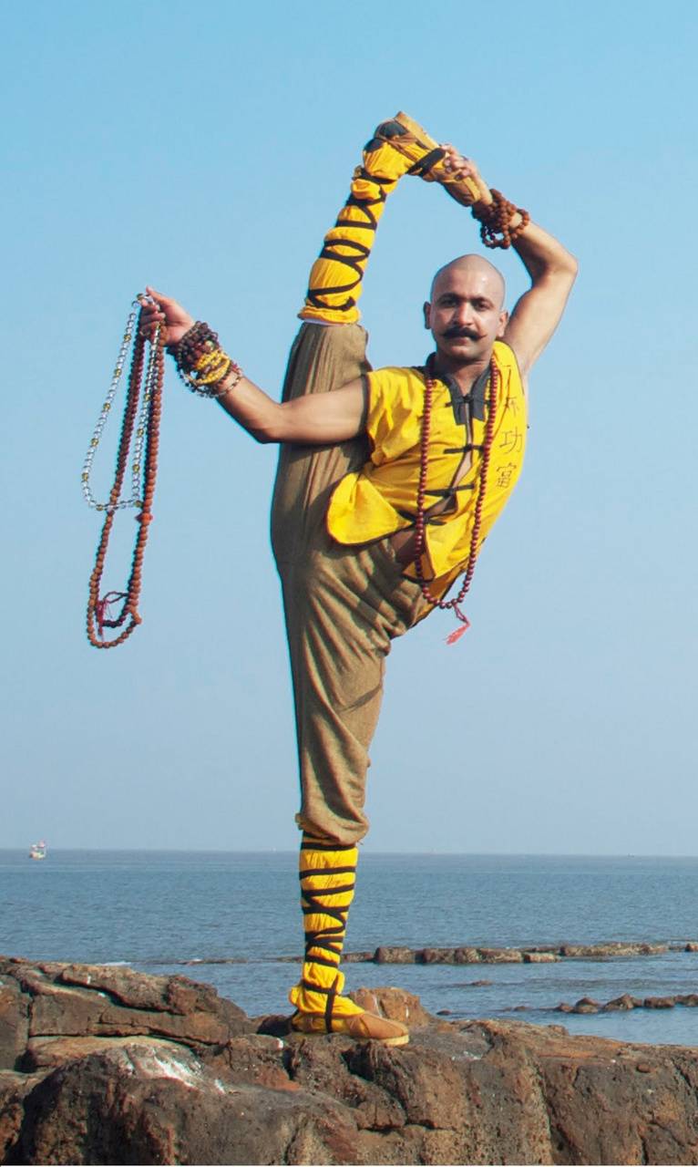 766x1280 Shaolin Monk wallpaper