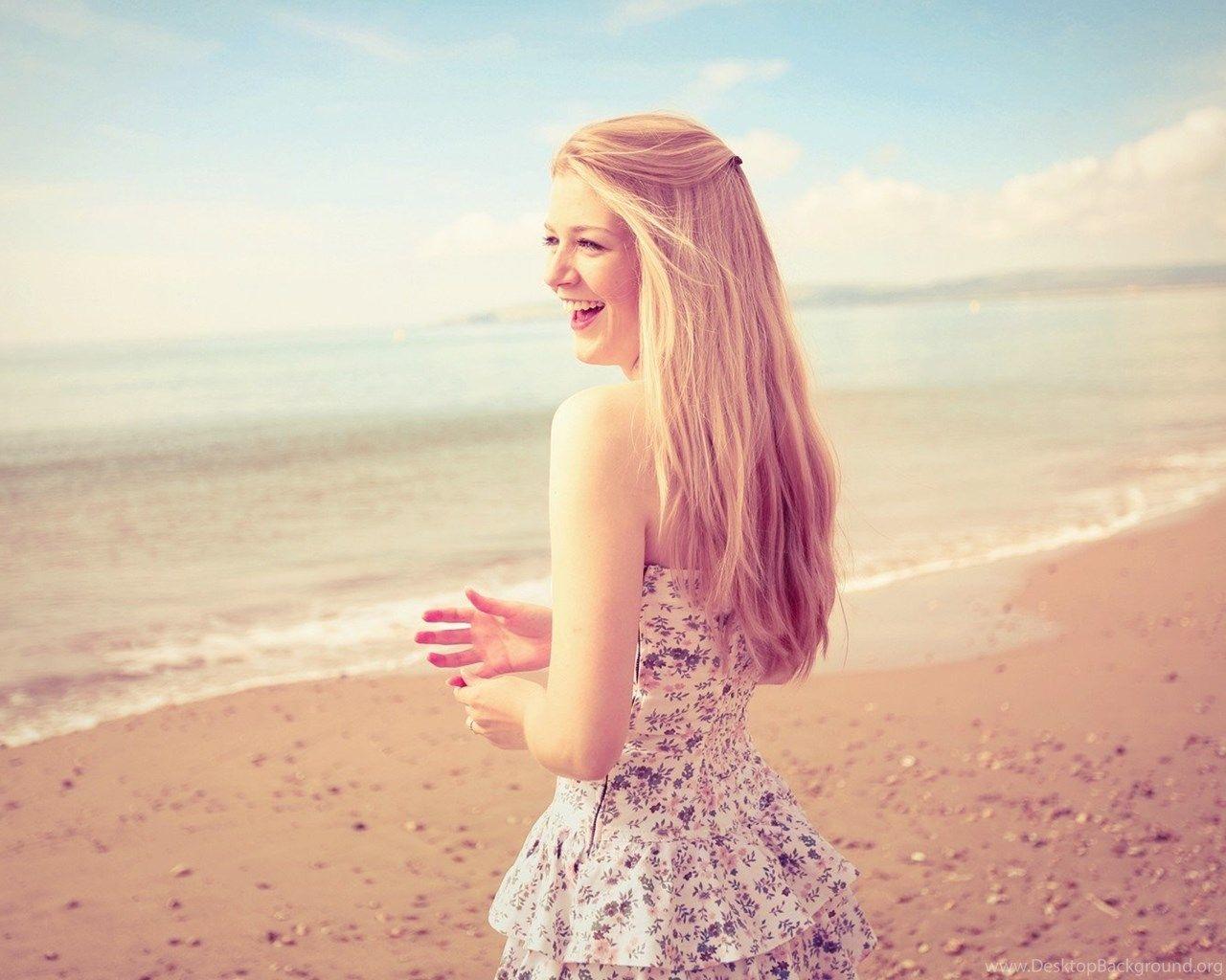 Happy Woman Wallpapers - Top Free Happy Woman Backgrounds - WallpaperAccess