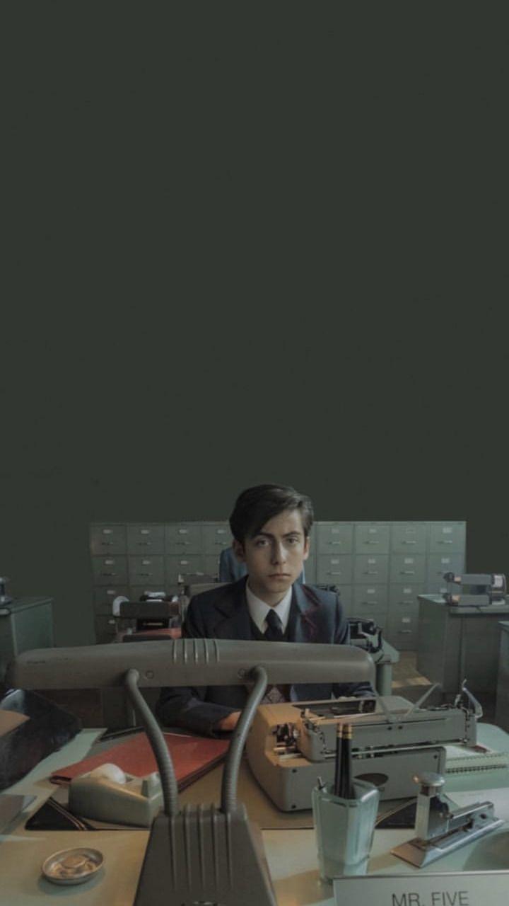 720x1280 umbrella academy ☂️ uploaded by