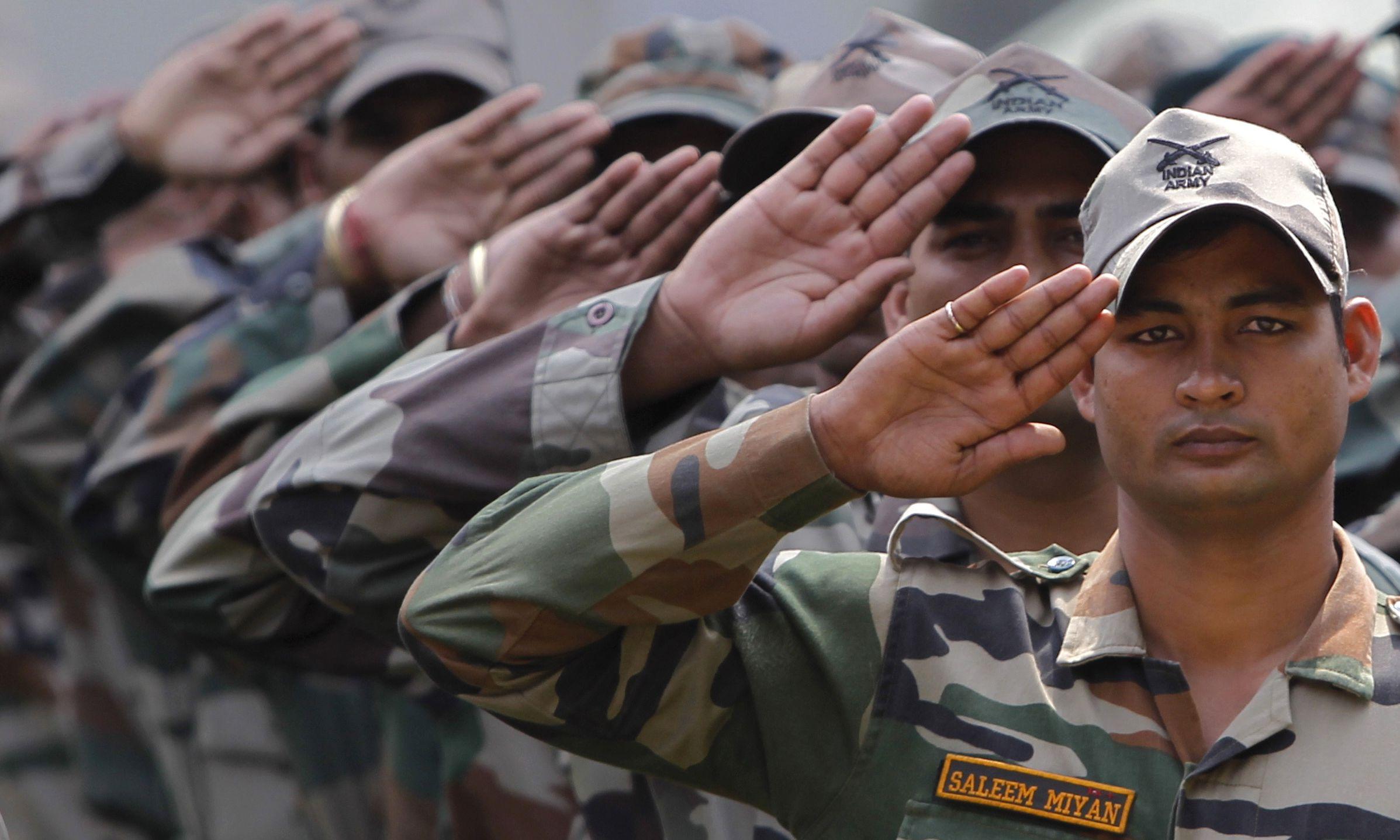 Army Salute Wallpapers - Top Free Army Salute Backgrounds - WallpaperAccess