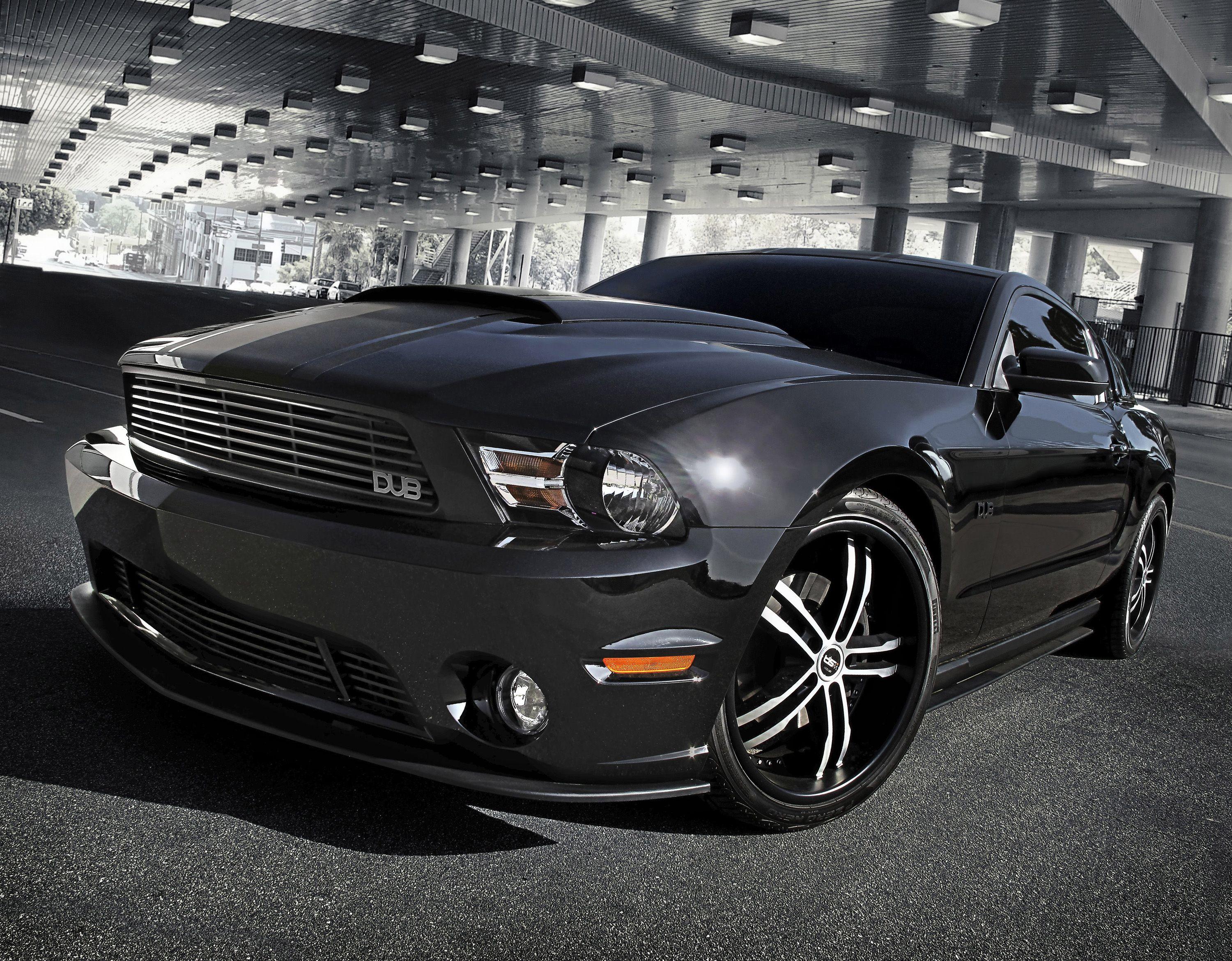 3000x2341 Ford Mustang DUB : 2011