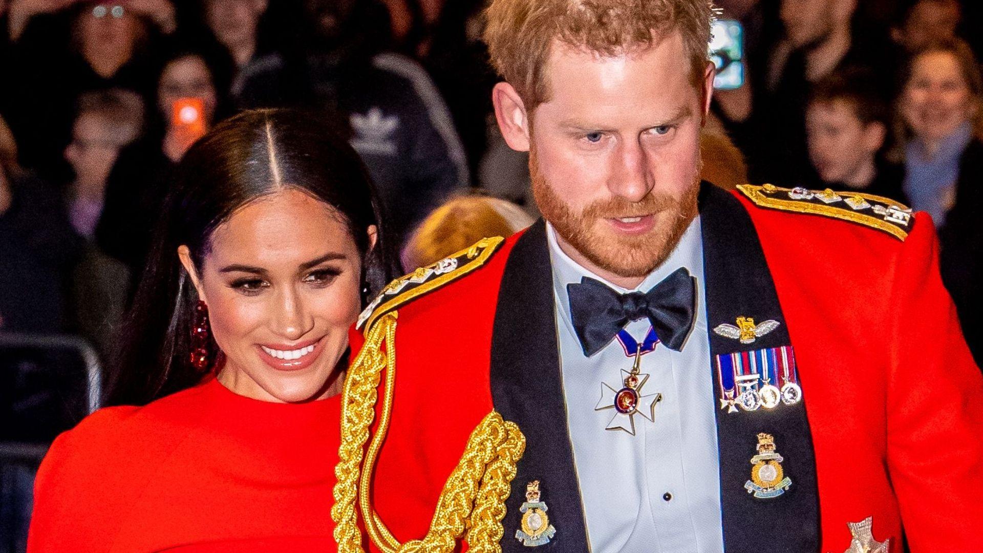 1920x1080 Prince Harry & Meghan Markle's Privacy Gone as Hikers See Inside Home