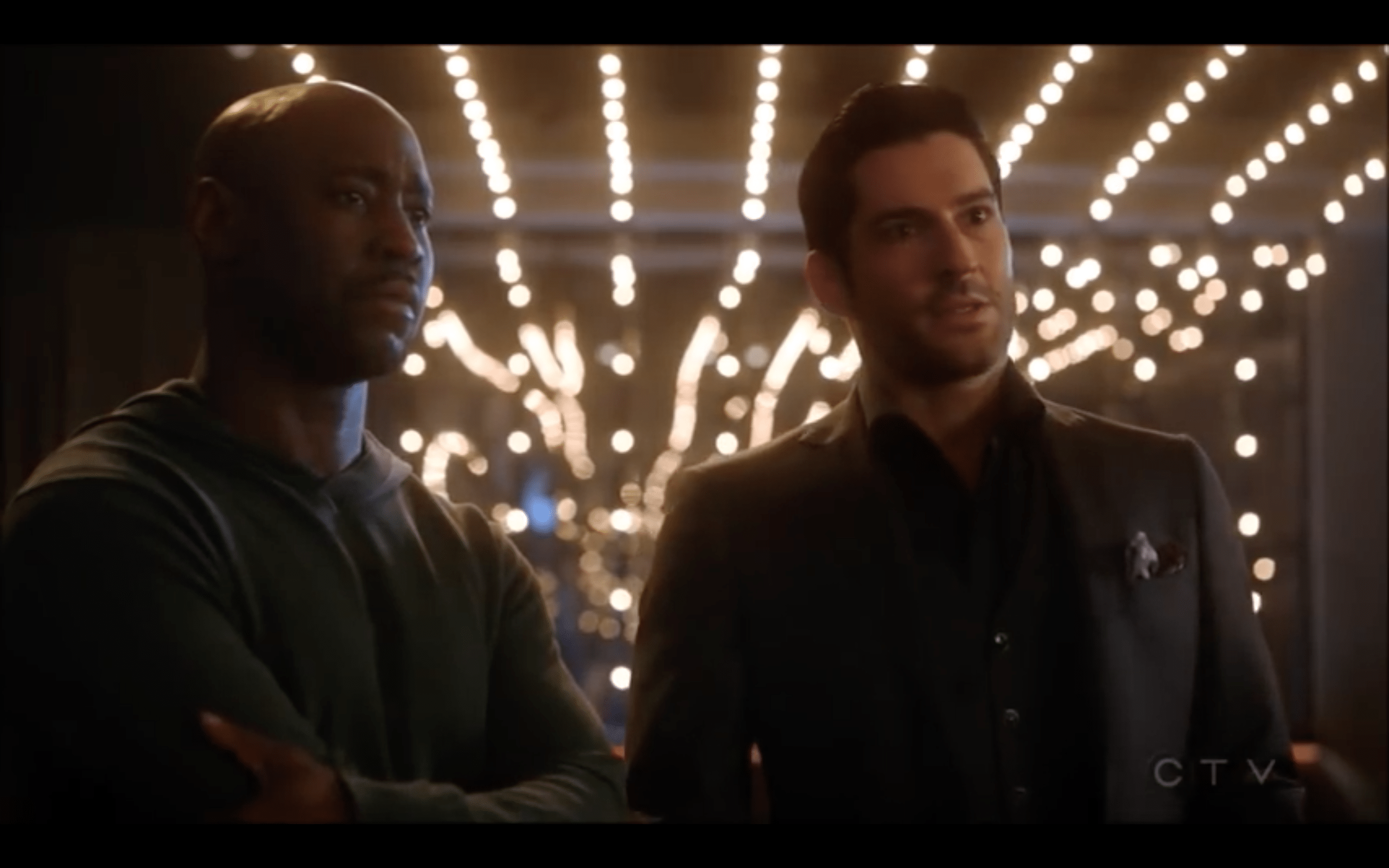 2560x1600 Lucifer and Amenadiel have some .