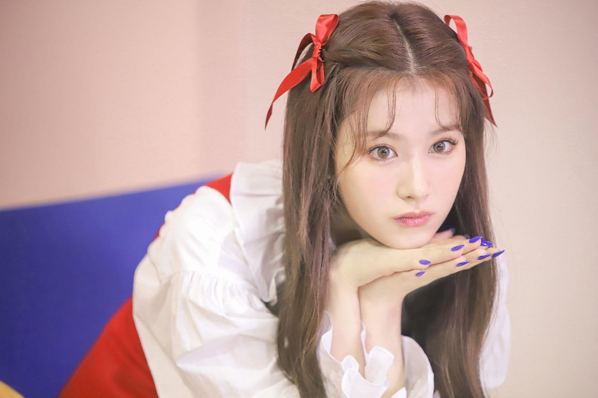 2000x1333 Twice Eyes Wide Open Retro Special .