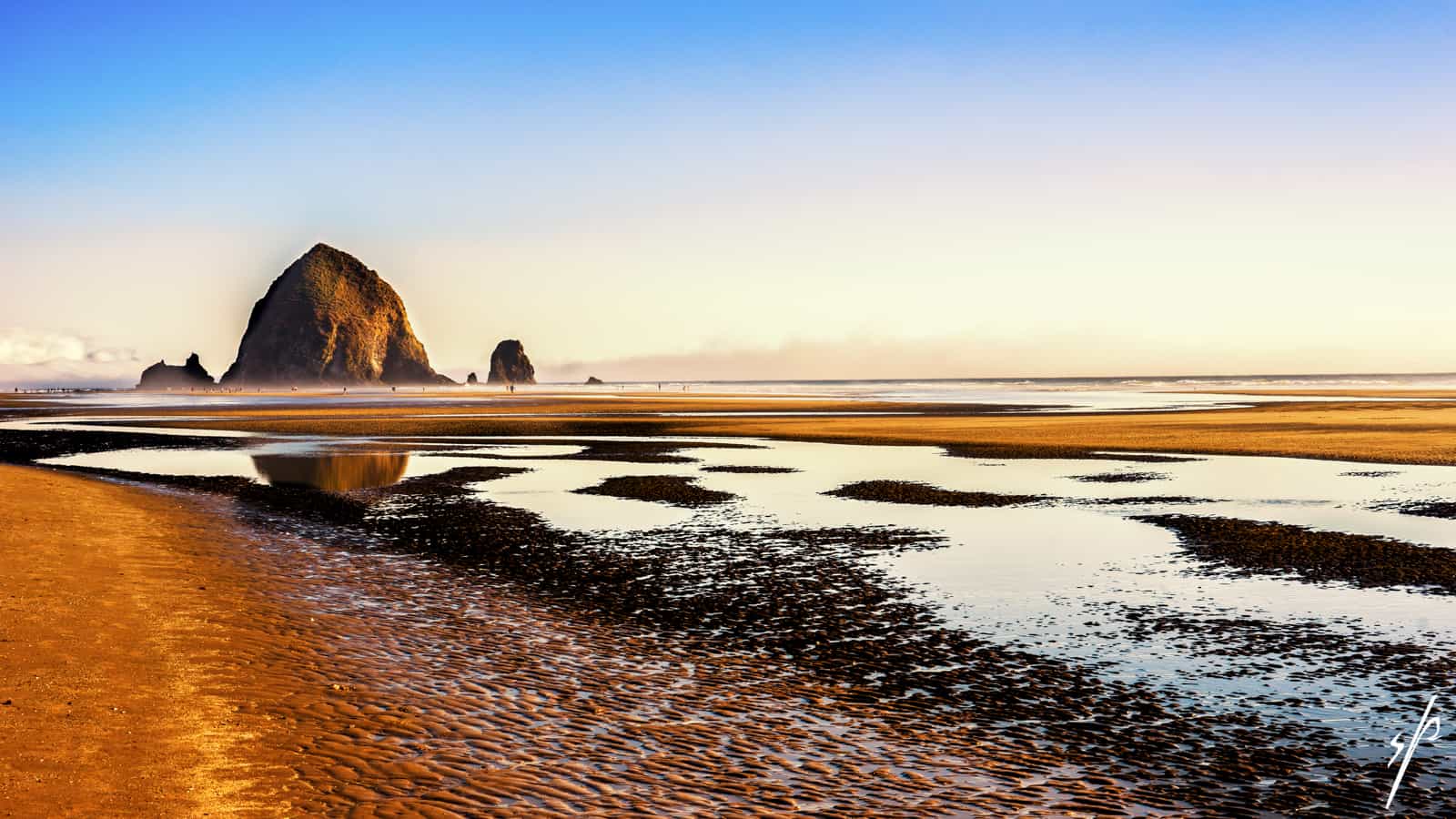 1600x900 Focal Point: 5 Picture of Cannon Beach .grabamile.