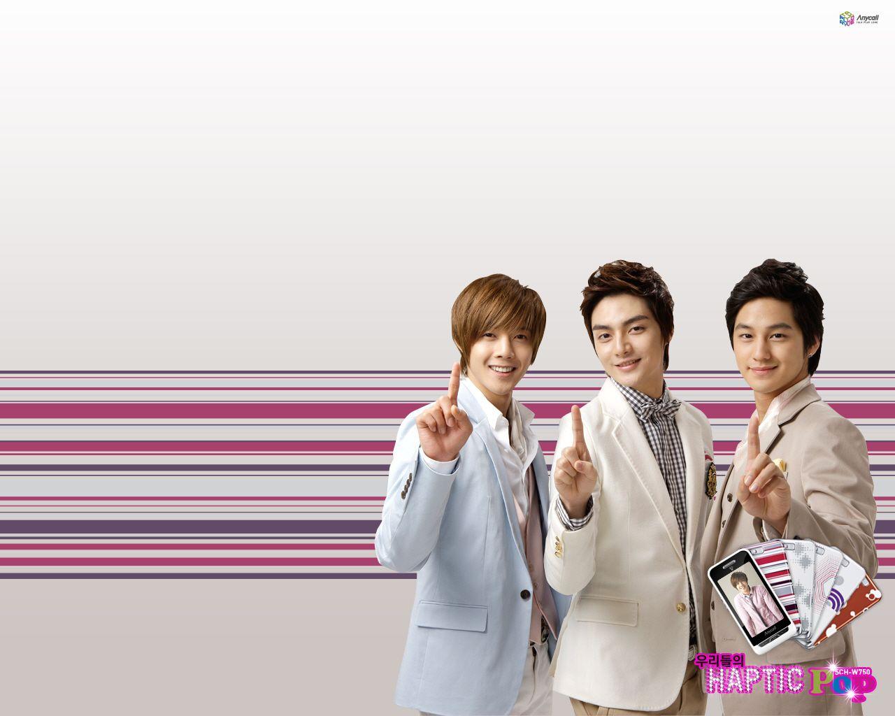 1280x1024 Boys Before Flowers