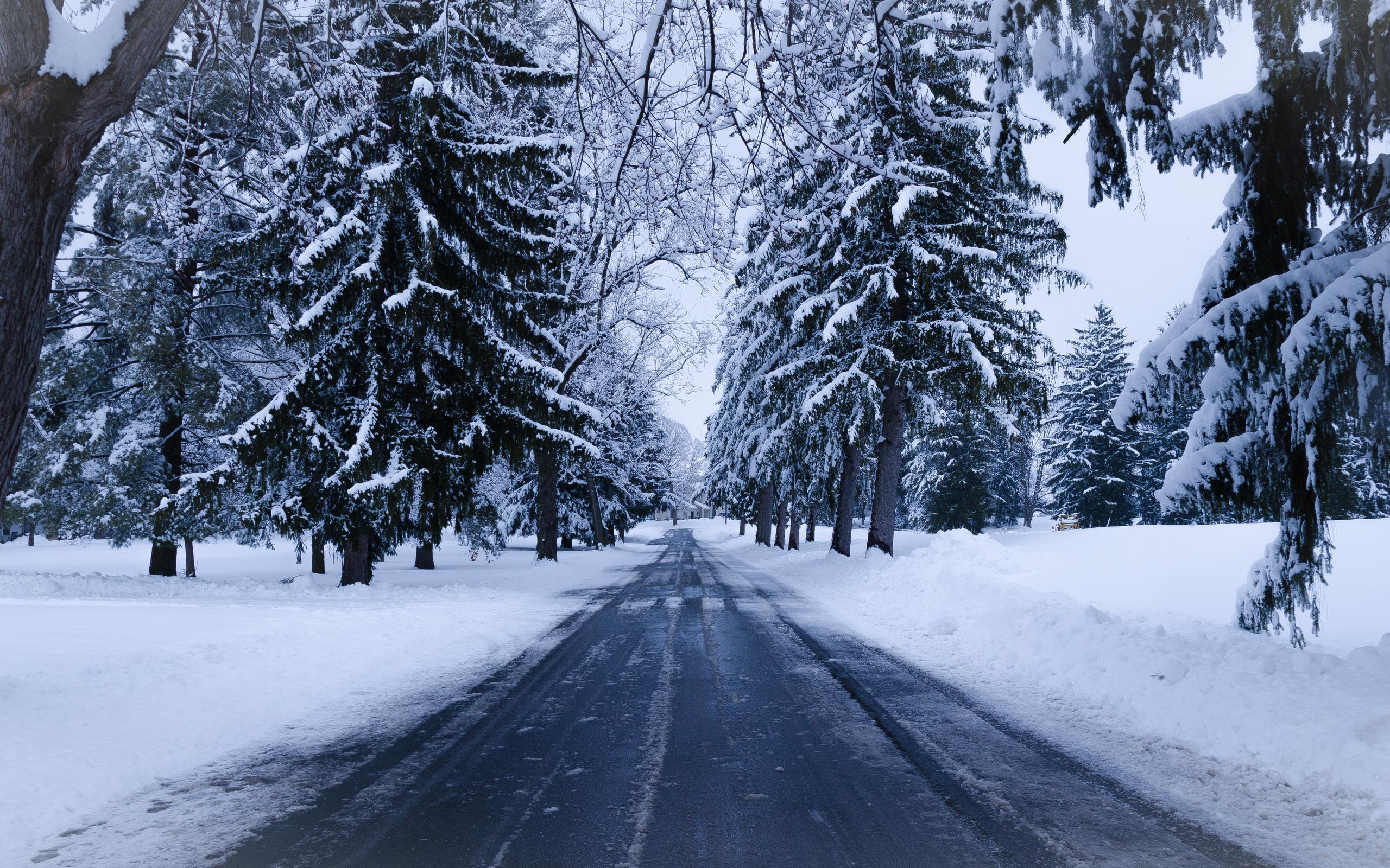 2560x1600 Snowy Road Winter Landscape Wallpaper .