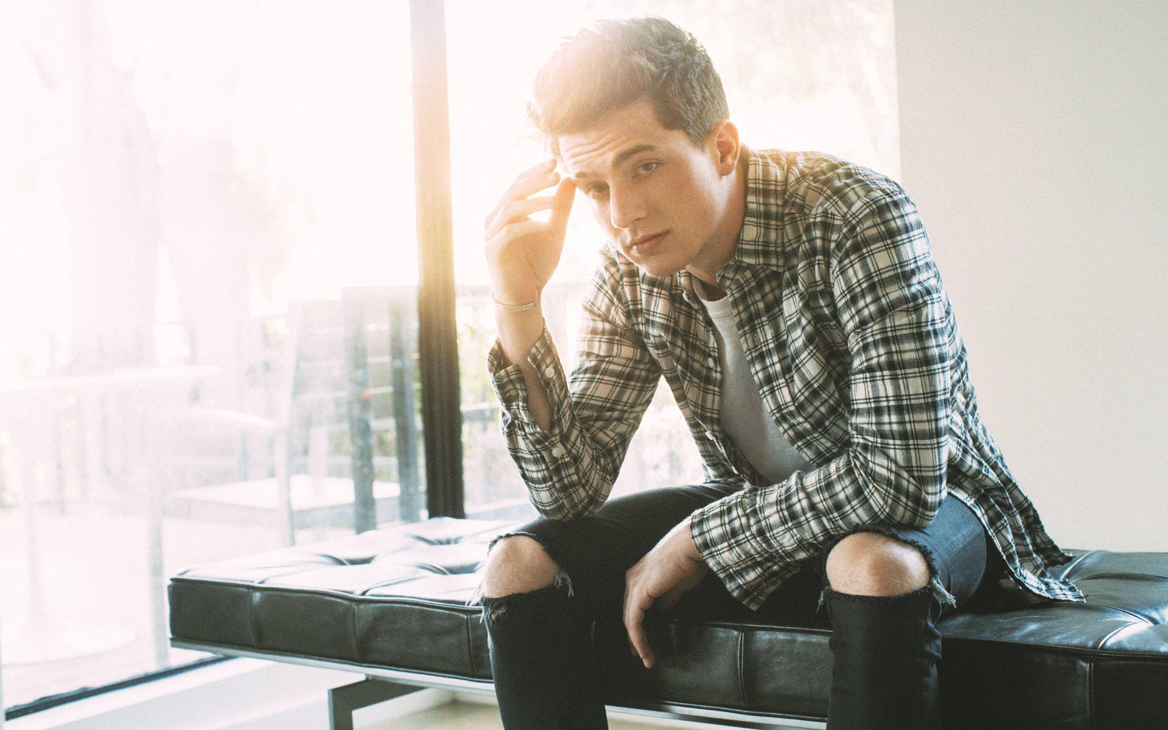 3840x2400 Download wallpaper Charlie Puth .