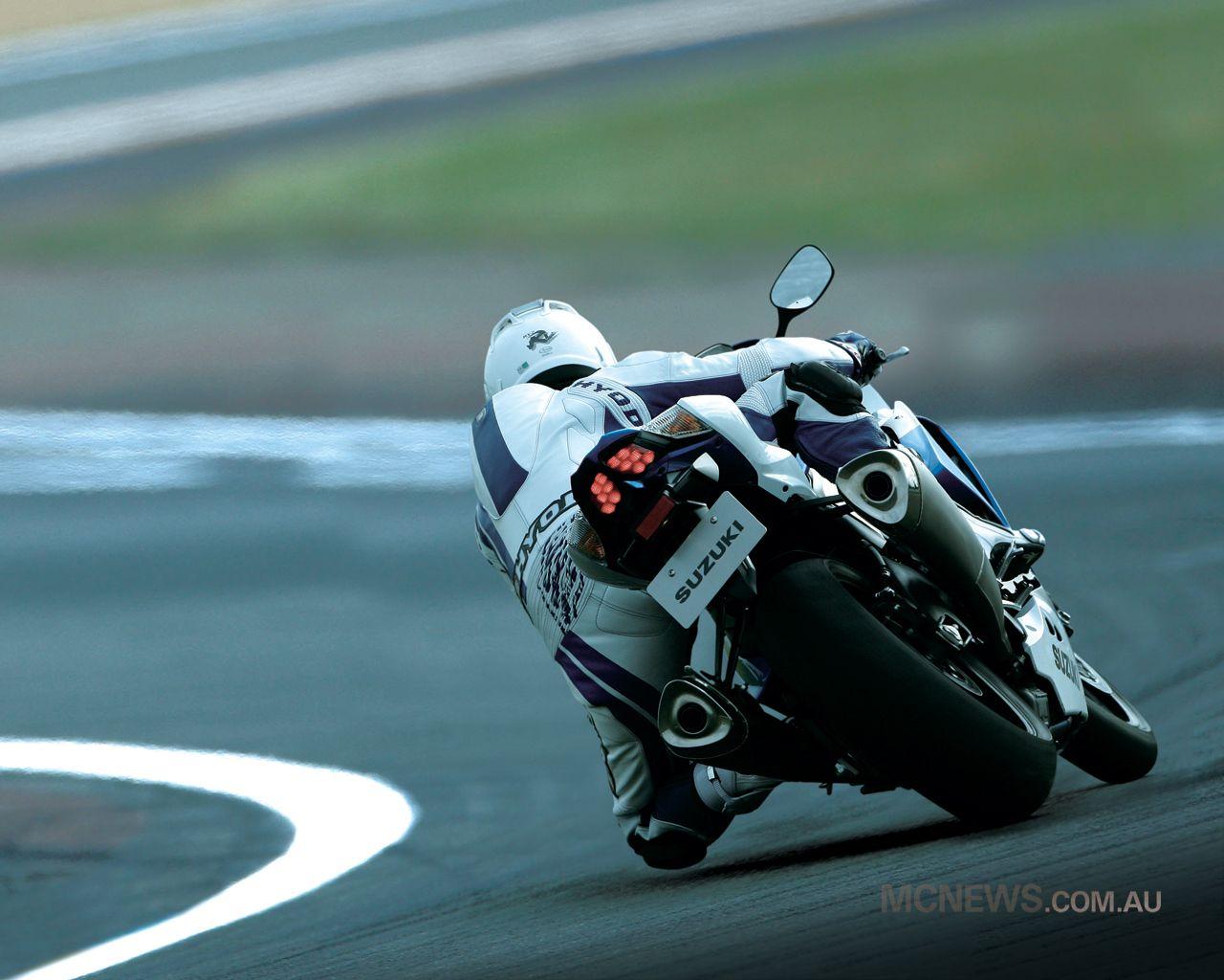 1280x1024 Suzuki Gsx R1000 Action Wallpaper .itl.cat