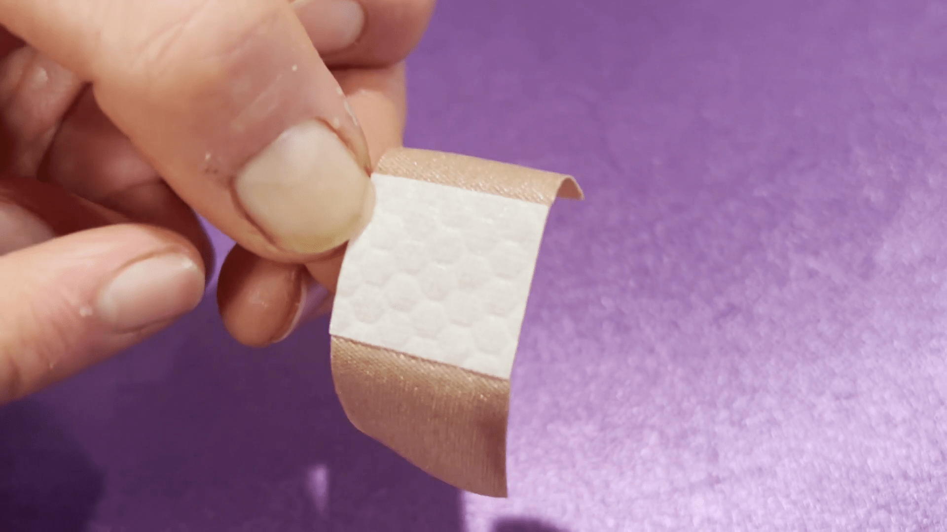 1920x1080 Watch Soft, Flexible Band Aids That Don’t Fall Off On Amazon Live