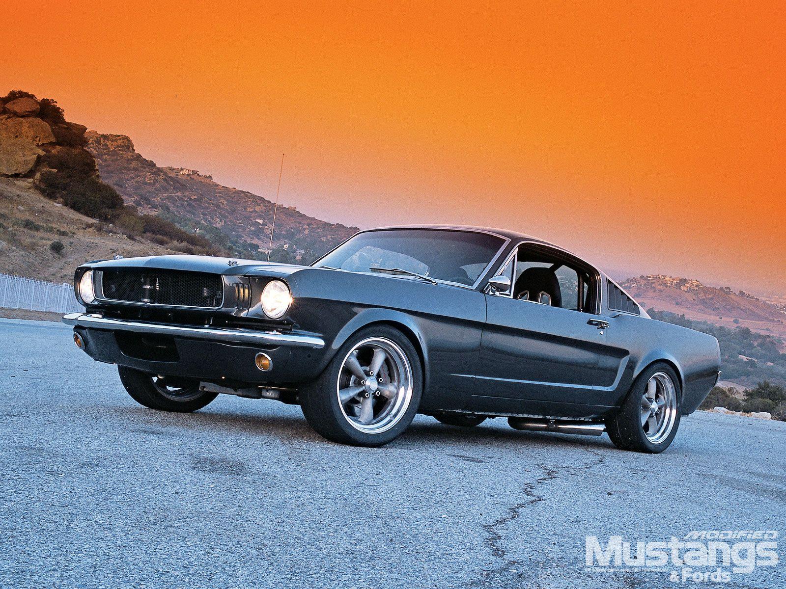 1600x1200 Ford Mustang GT Fastback Photo .