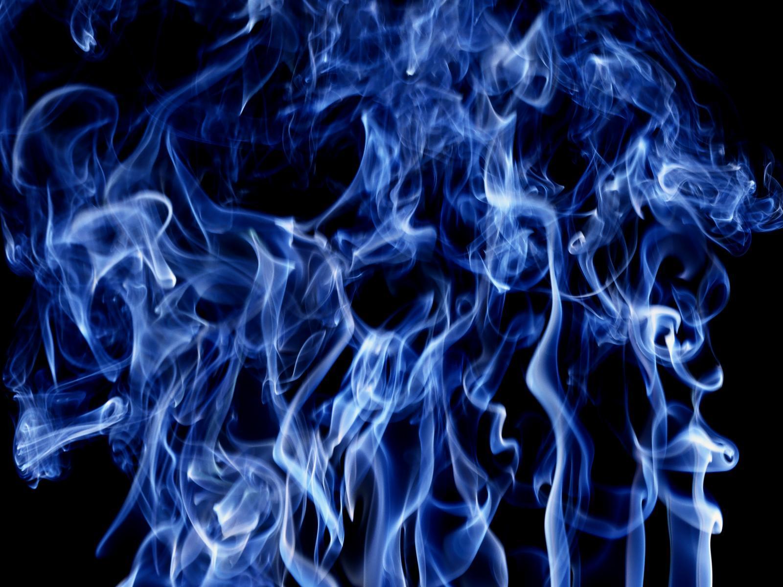 1600x1200 Blue Smoke