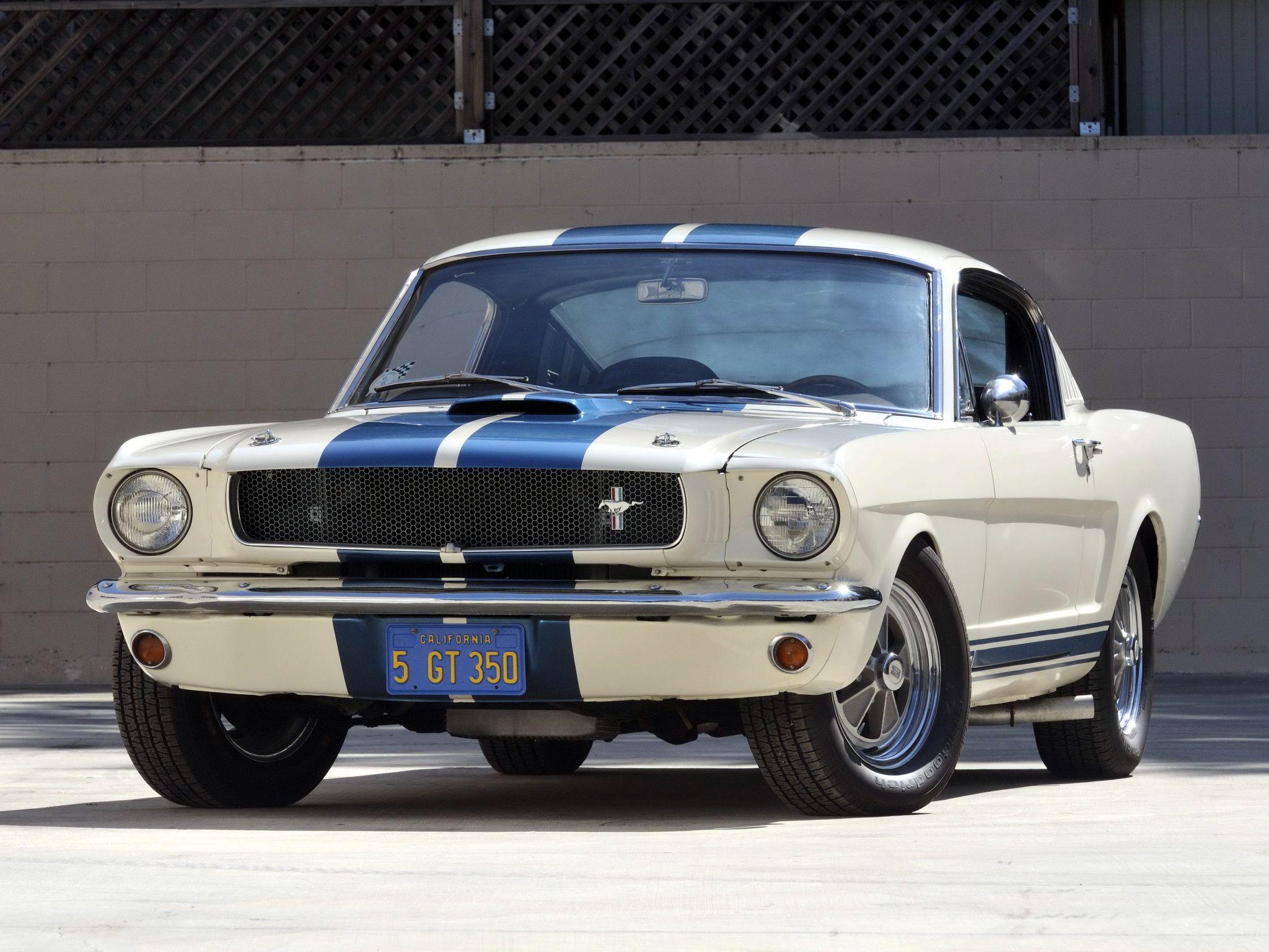2048x1536 Classic Ford Mustang Wallpaper on .