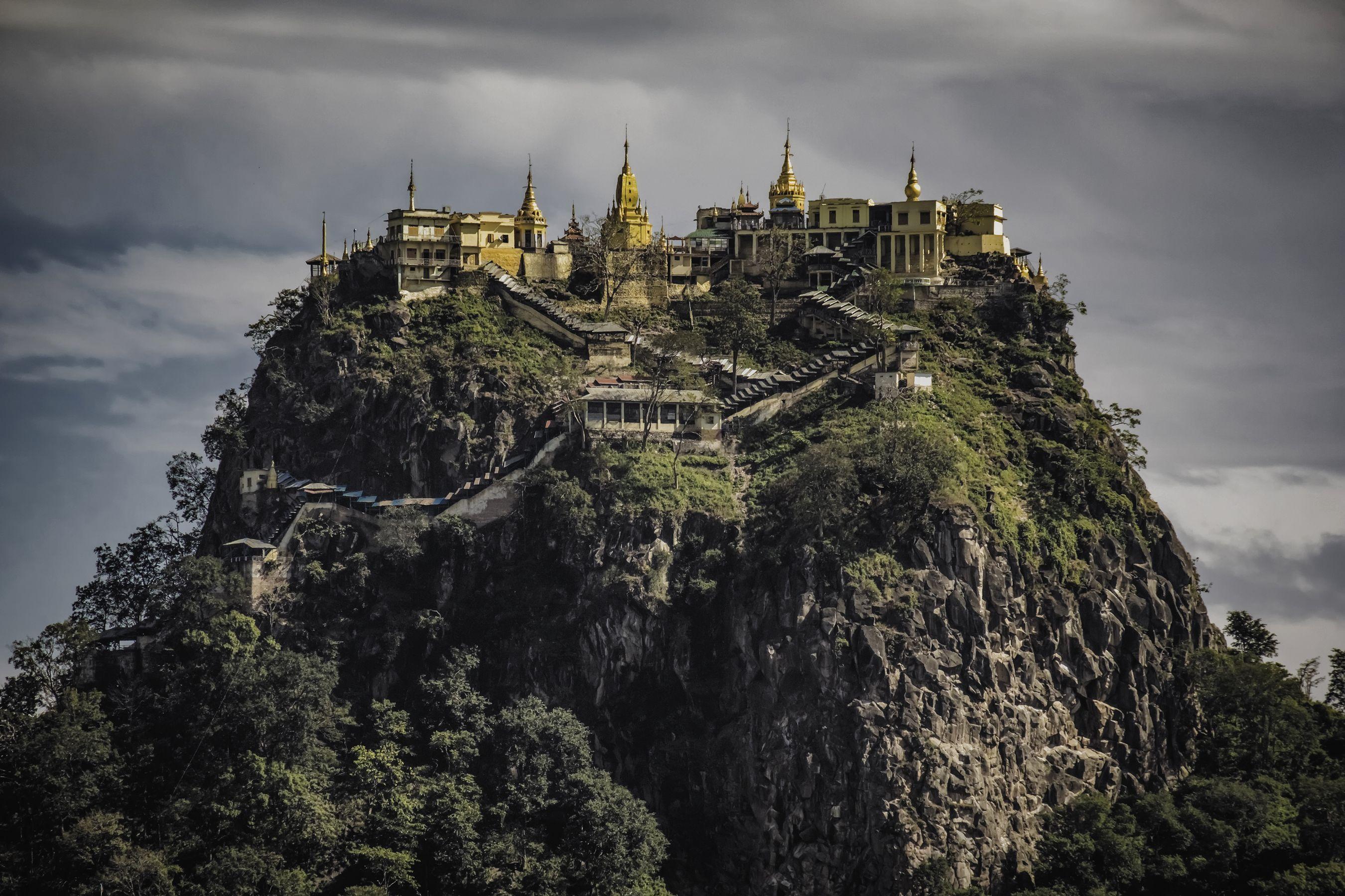2700x1800 Monastery