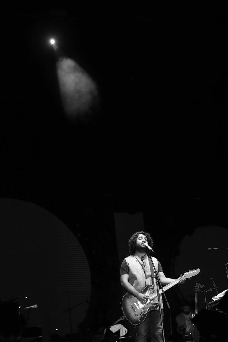 736x1105 Arijit singh aesthetic. Arijit singh wallpaper, Arjit singh photo, Arijit singh photo new