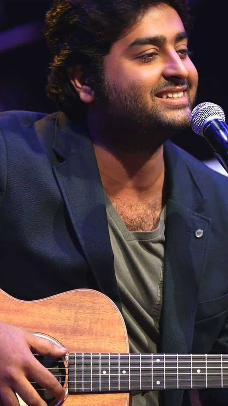 800x1421 Arijit Singh, cute smile, cute, smile, singer, HD phone wallpaper