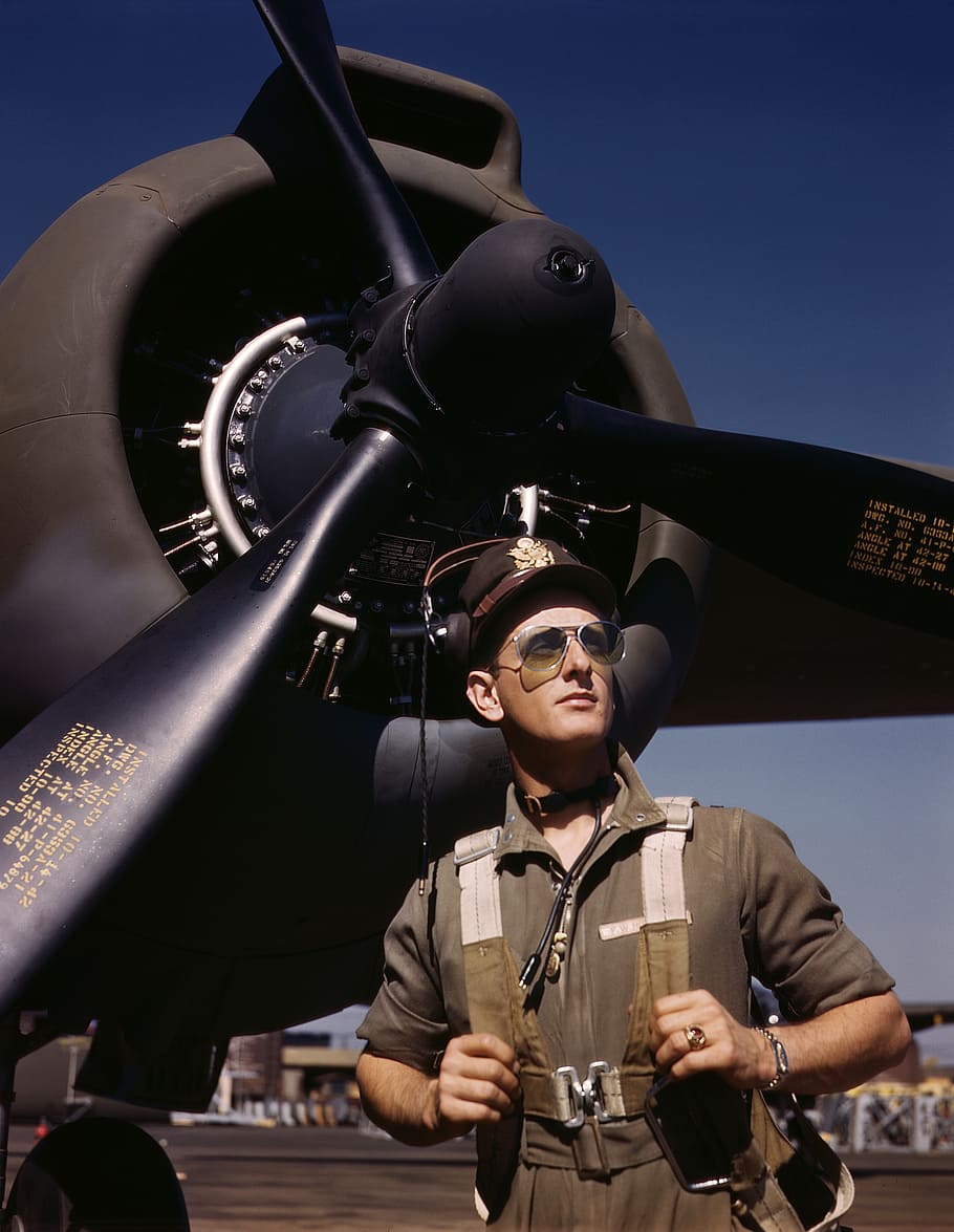 910x1175 Pilot HD