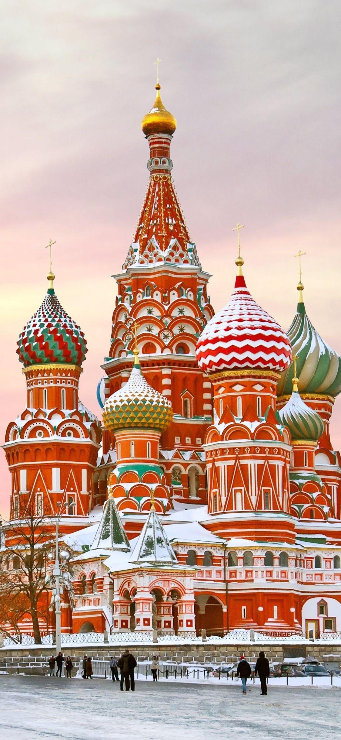 1125x2436 Moscow Winter Phone Wallpaper .