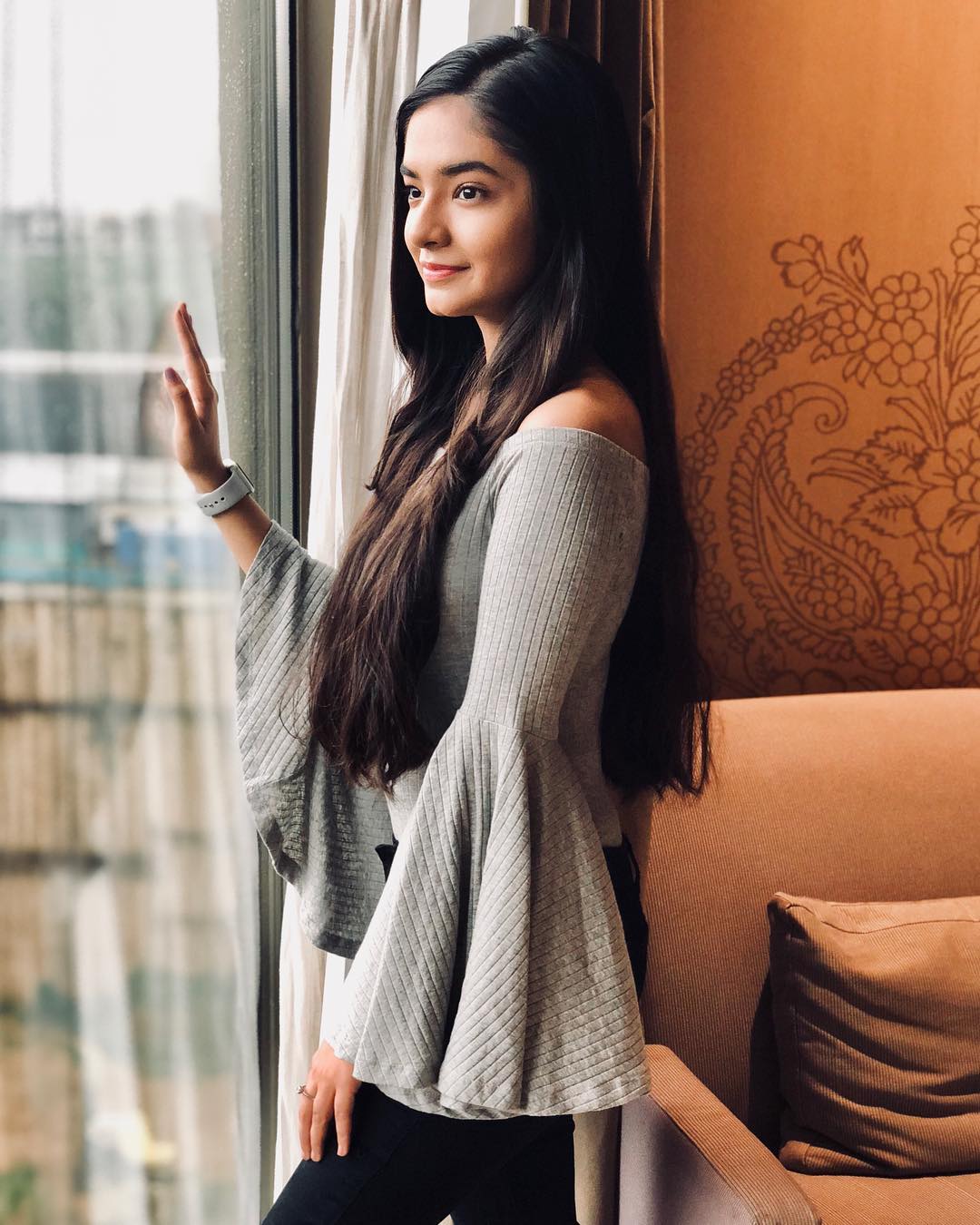 1080x1350 Anushka Sen