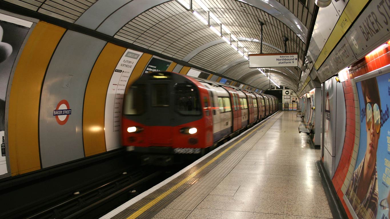 1366x768 London Underground Wallpaper High .