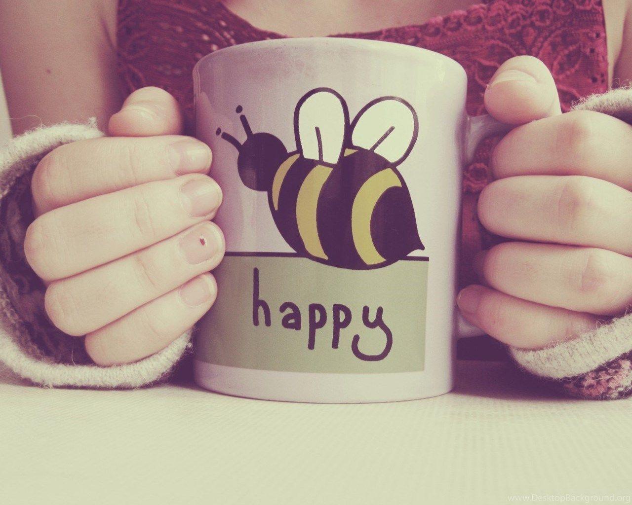 1280x1024 Girl, Mug, Happy, Bee, Mood, Photo .